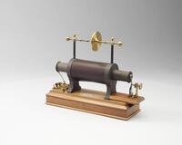 FK 0686
<br/>
Inductiespoel, naar Rhumkorff
<br/>
<em>Siemens & Halske, Berlijn</em>